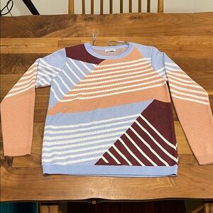DAMART sweater small size like new
